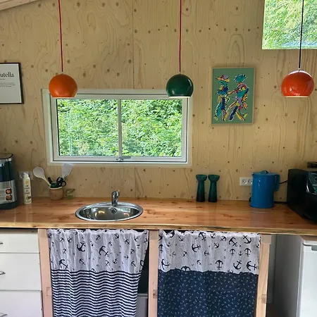 Bed & Breakfast Tinyhouse Væggerløse