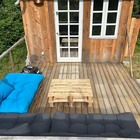 Tinyhouse Bed & Breakfast