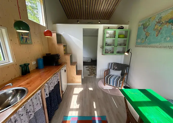 Tinyhouse *
